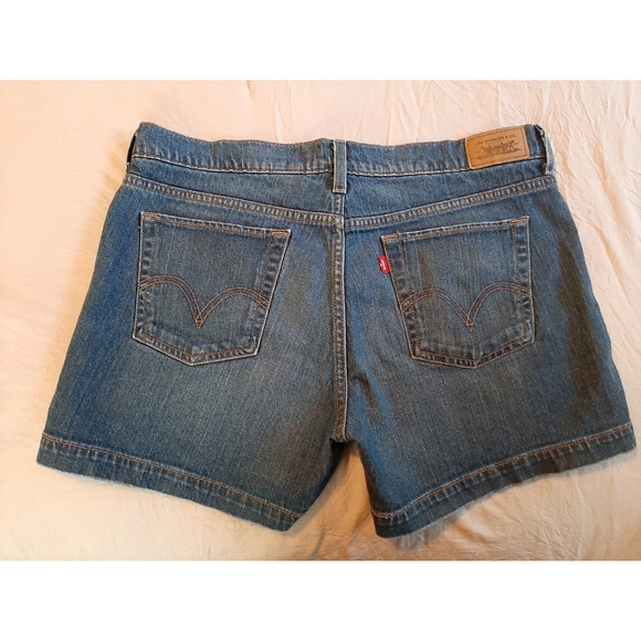 Levi's 515 denim shorts - Picture 2 of 5